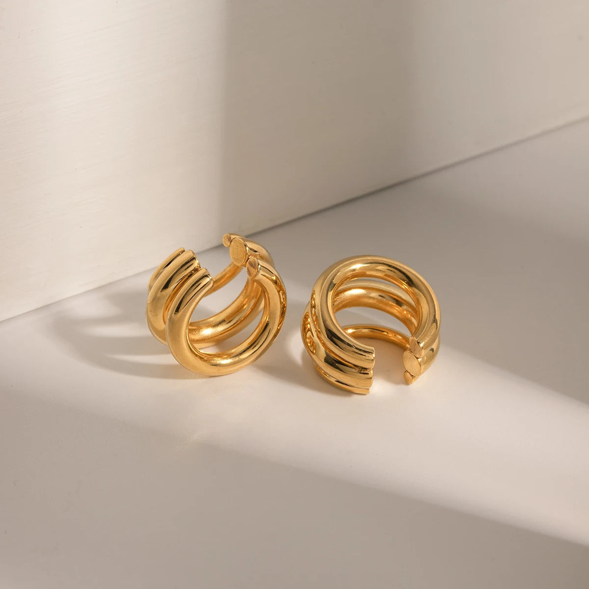 Uworld 18K Gold Color Stainless Steel Three-layer Ear Clip Waterproof Metal Unique Fashion Trendy Women Gift aretes de mujer