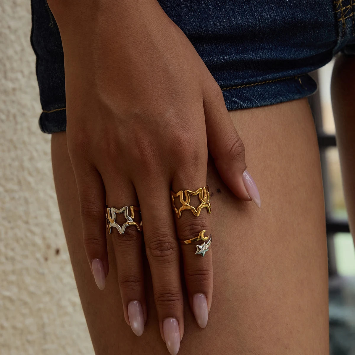 Uworld Minimalist 18K Gold Color Plated Stainless Steel Two tone Star Hollow Ring Women's Jewelry Party Gift