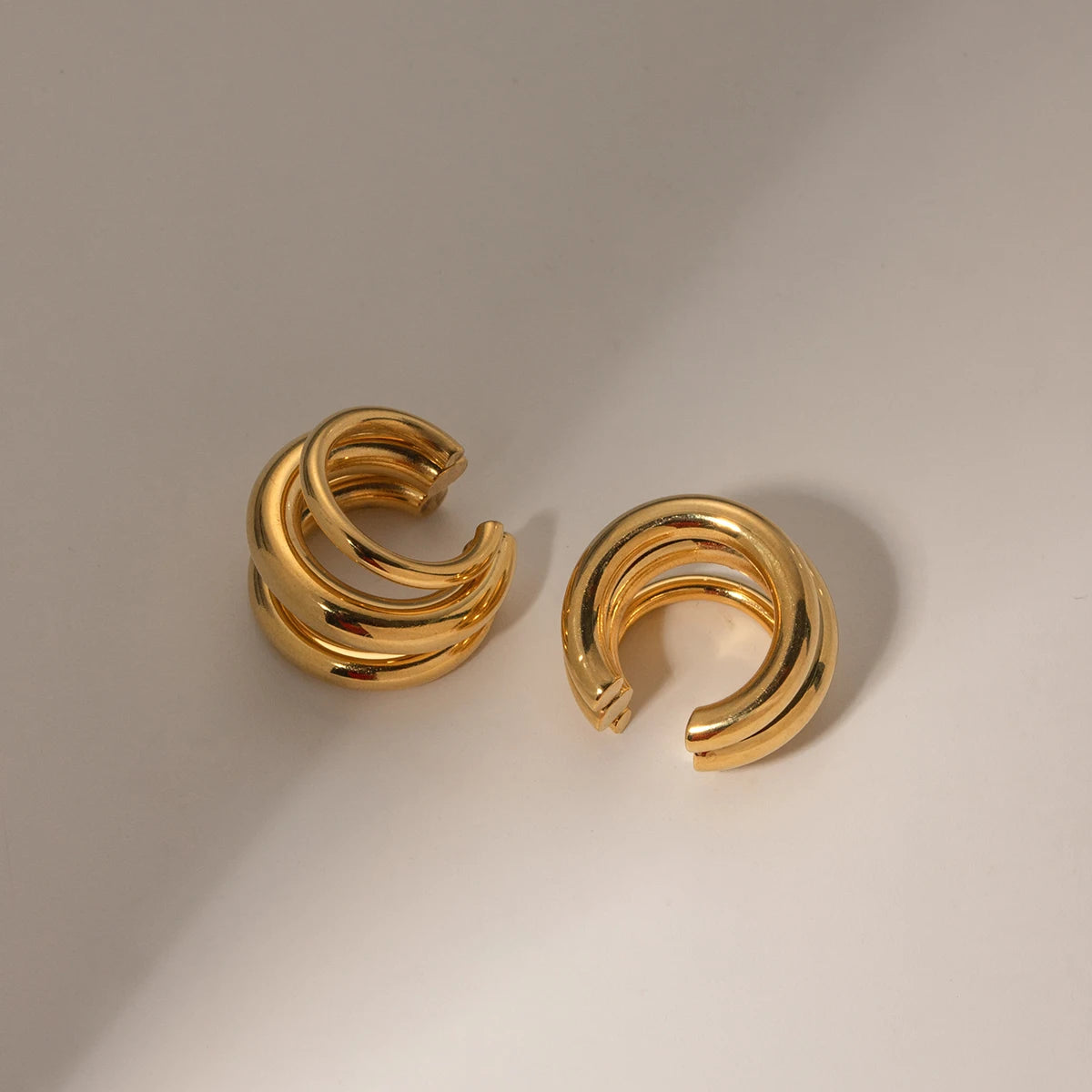 Uworld 18K Gold Color Stainless Steel Three-layer Ear Clip Waterproof Metal Unique Fashion Trendy Women Gift aretes de mujer