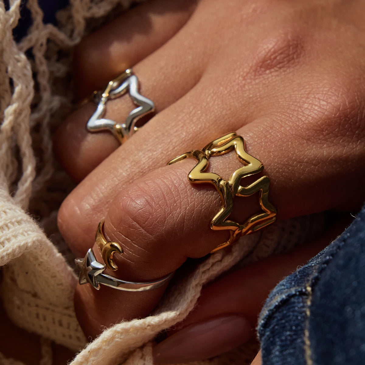 Uworld Minimalist 18K Gold Color Plated Stainless Steel Two tone Star Hollow Ring Women's Jewelry Party Gift